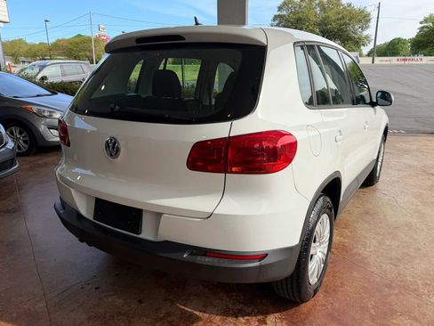 Used 2017 Volkswagen Tiguan Limited FWD image 6