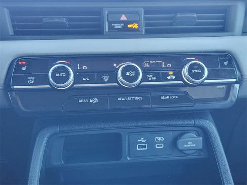 Used 2023 Honda Pilot EX-L image 19