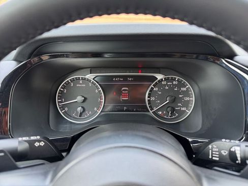 Used 2024 Nissan Pathfinder SV w/ Lighting Package (N92) AWD/4WD image 14
