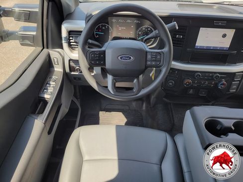 New 2026 Ford F450 XL w/ XL Chrome Package RWD image 18