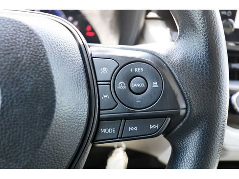 Used 2026 Toyota Corolla Cross L FWD image 16