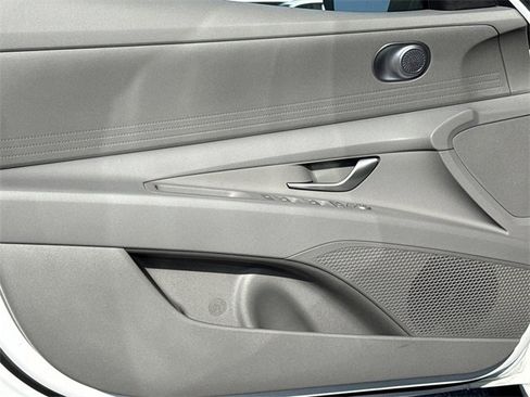 New 2026 Hyundai Elantra Blue image 10