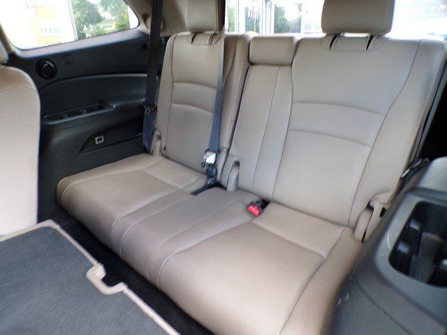 Used 2016 Honda Pilot Touring image 16