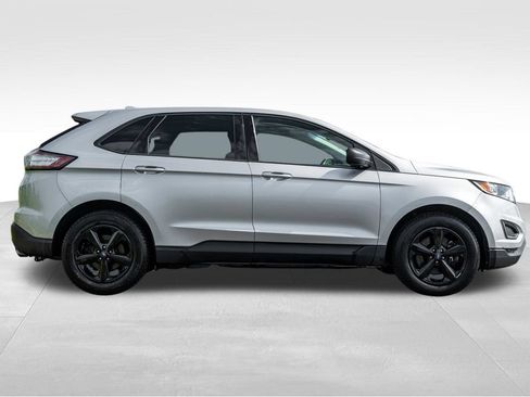 Used 2018 Ford Edge SE AWD/4WD image 8