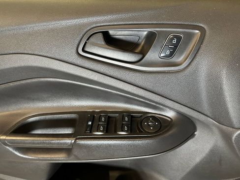 Used 2017 Ford Escape S FWD image 18