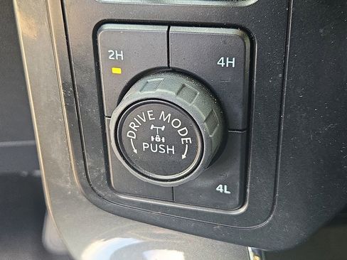 Used 2023 Ford F150 XLT w/ Equipment Group 302A High image 25