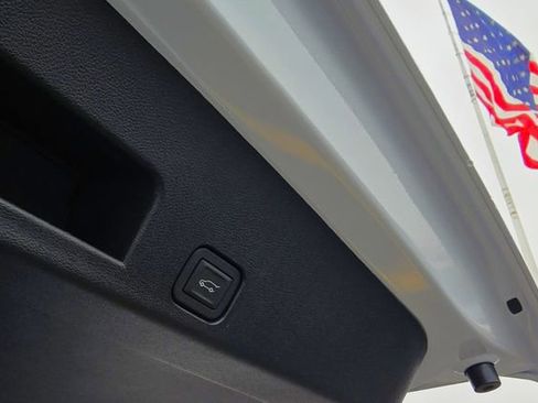 New 2026 Buick Enclave Avenir w/ Super Cruise Package image 31