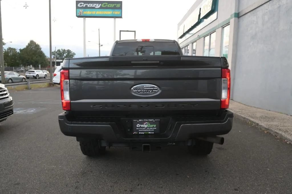 Used 2019 Ford F350 Lariat w/ Lariat Ultimate Package AWD/4WD image 4