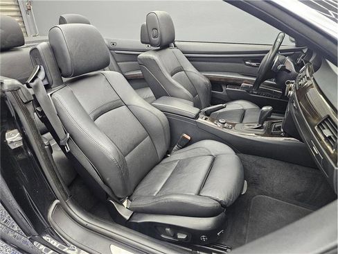 Used 2013 BMW 328i Convertible image 15