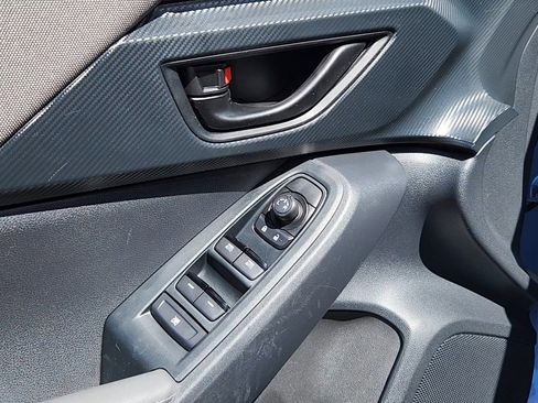 Used 2024 Subaru Crosstrek 2.0i Premium AWD/4WD image 7