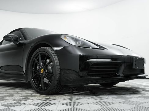 Used 2021 Porsche 718 Boxster RWD image 50