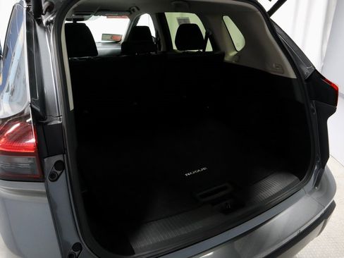 Certified 2024 Nissan Rogue SV image 14
