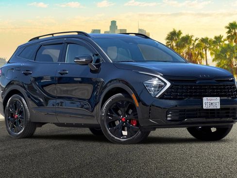 Used 2025 Kia Sportage X-Line AWD/4WD image 2
