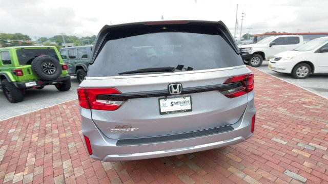 Certified 2025 Honda Odyssey EX-L image 8