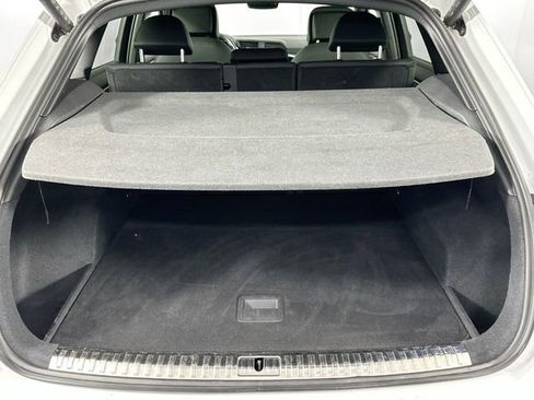 Used 2023 Audi Q3 2.0T Premium image 29