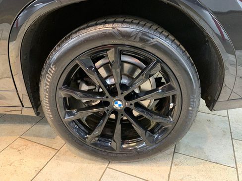 Used 2023 BMW X4 xDrive30i w/ M Sport Package AWD/4WD image 13
