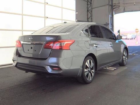 Used 2019 Nissan Sentra SL image 3
