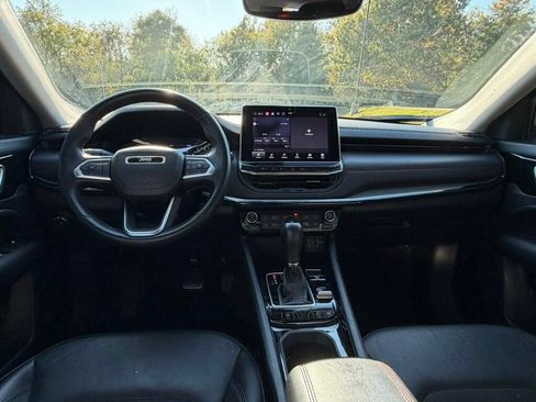 Used 2022 Jeep Compass Trailhawk w/ Trailhawk Convenience Group image 12