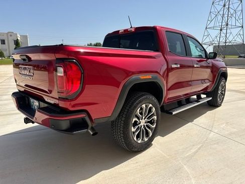 Used 2023 GMC Canyon Denali AWD/4WD image 5