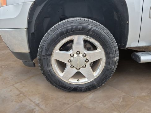 Used 2014 GMC Sierra 2500 SLE w/ Texas Edition image 25