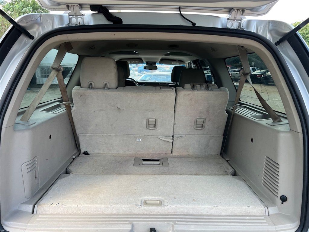 Used 2010 Ford Expedition EL XLT RWD image 18