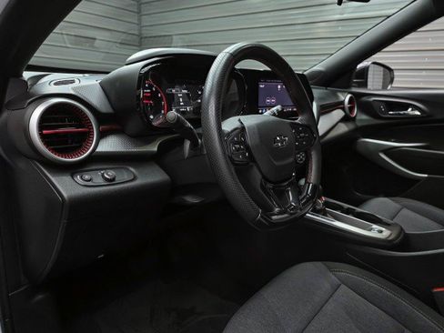 Used 2024 Chevrolet Trax RS w/ Driver Confidence Package FWD image 11