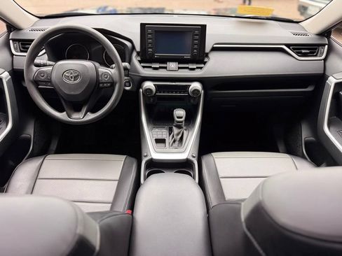 Used 2020 Toyota RAV4 XLE w/ Convenience Package AWD/4WD image 24