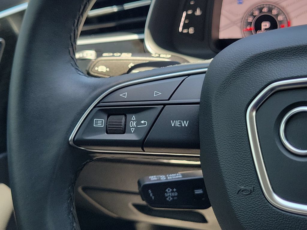 Certified 2023 Audi Q7 3.0T Premium w/ Convenience Package AWD/4WD image 9