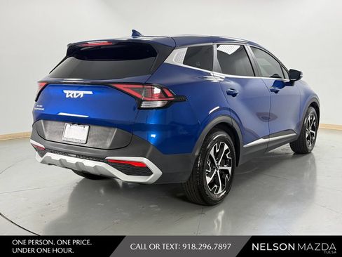 Used 2024 Kia Sportage EX FWD image 6