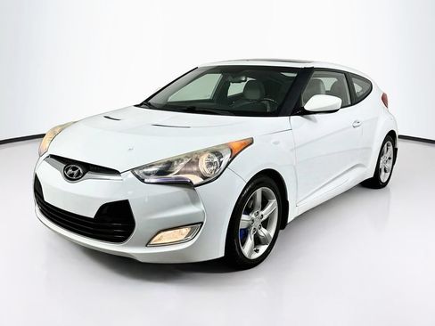 Used 2014 Hyundai Veloster w/ Style Package 02 FWD image 1