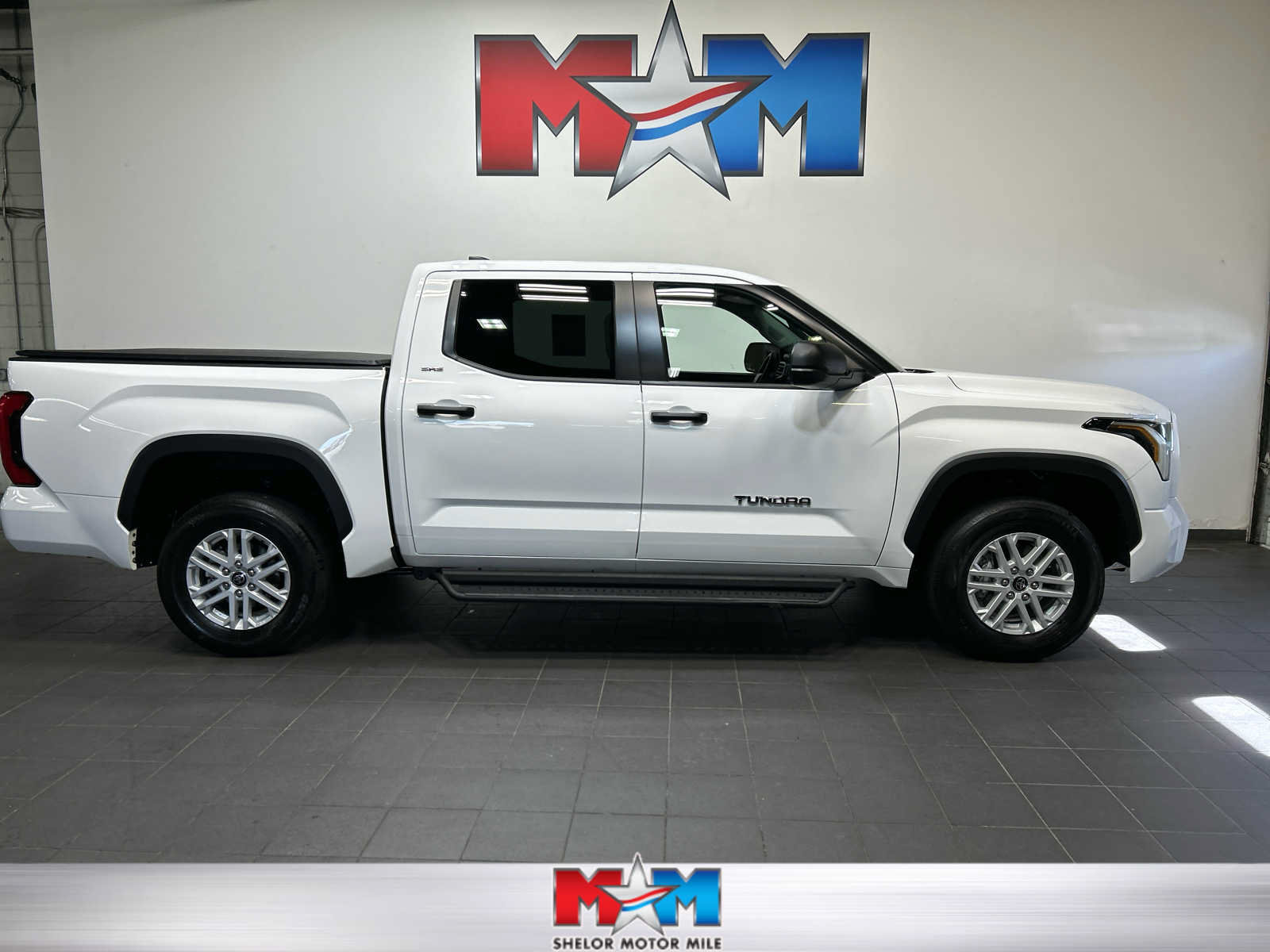Used 2024 Toyota Tundra SR5 AWD/4WD image 1