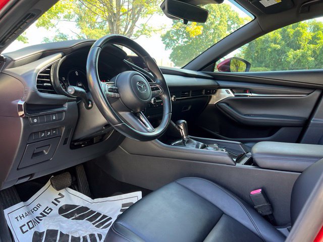 Used 2019 MAZDA MAZDA3 Hatchback w/ Preferred Package FWD image 10