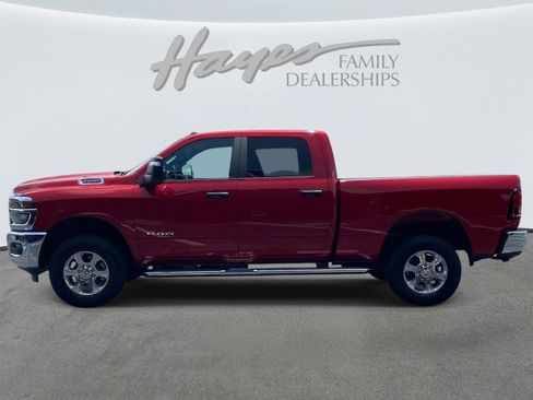 Used 2026 RAM 2500 Big Horn AWD/4WD image 9