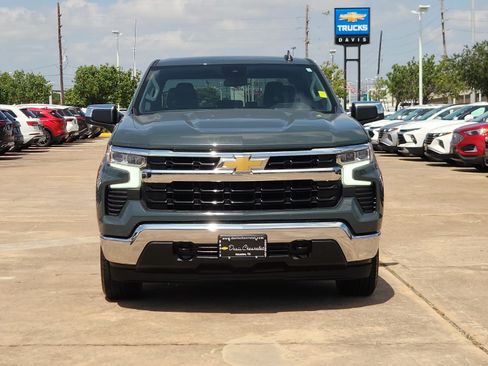 Certified 2025 Chevrolet Silverado 1500 LT AWD/4WD image 3