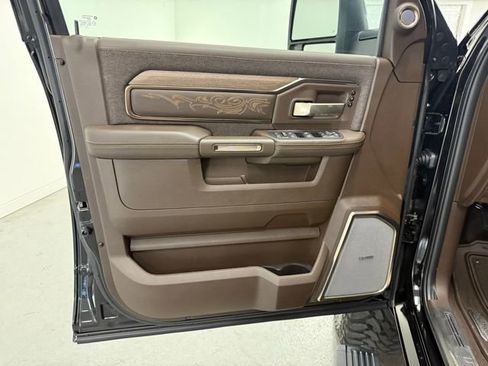 New 2026 RAM 2500 Limited image 12