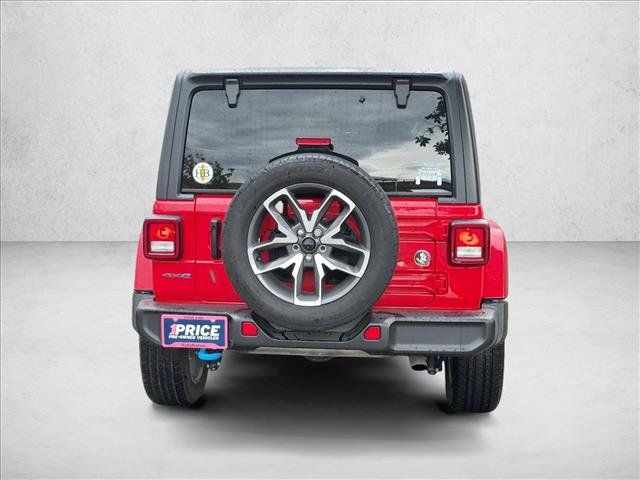 Used 2024 Jeep Wrangler Unlimited w/ Convenience Group AWD/4WD image 6