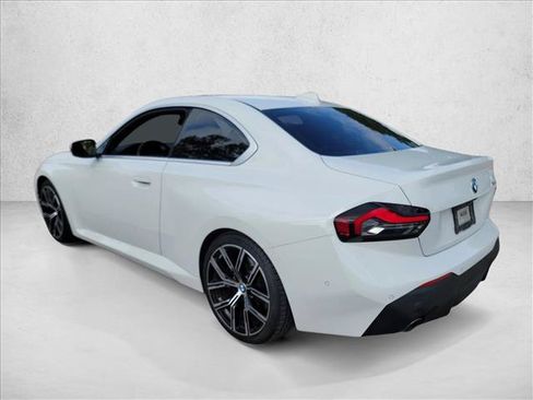Used 2022 BMW 230i Coupe w/ Premium Package 2 RWD image 7
