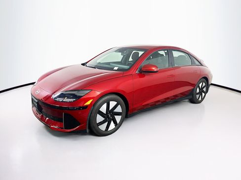 Used 2024 Hyundai Ioniq 6 SE RWD image 3