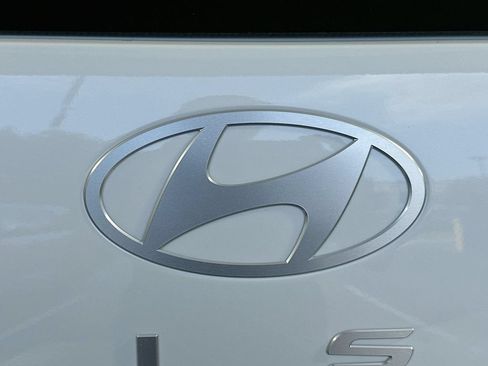 New 2027 Hyundai Palisade Limited FWD image 22