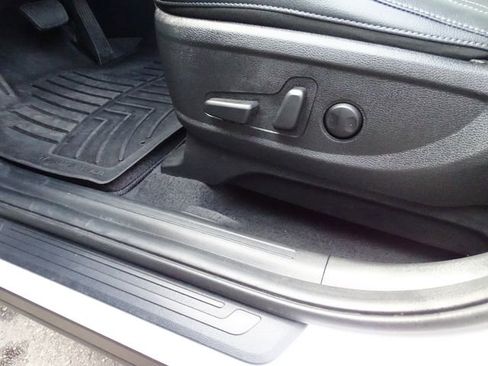 Used 2023 Kia Telluride EX image 24