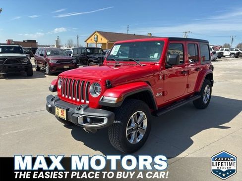 Used 2020 Jeep Wrangler Unlimited Sahara w/ Dual Top Group AWD/4WD image 4