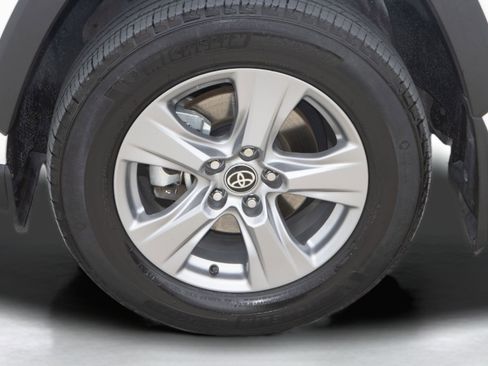 Used 2024 Toyota RAV4 XLE image 36