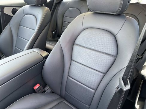 Used 2022 Mercedes-Benz GLC 300 image 19