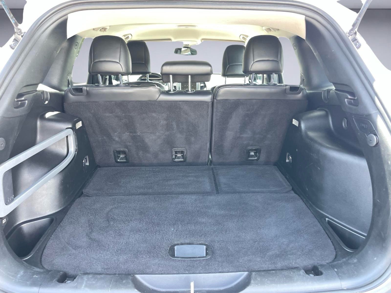 Used 2017 Jeep Cherokee Limited AWD/4WD image 8
