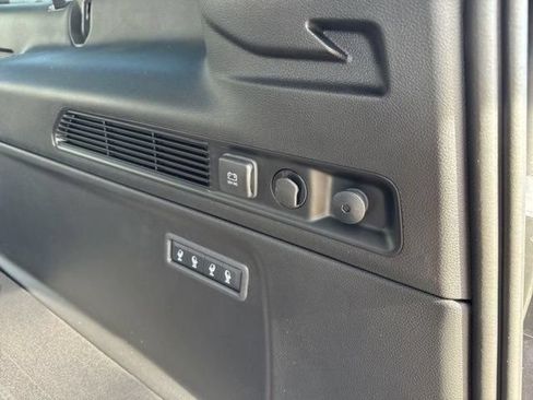 New 2026 Jeep Grand Wagoneer L 4WD w/ Premium Group I image 29