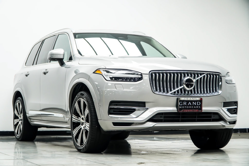 Used 2024 Volvo XC90 T8 Plus AWD/4WD image 5