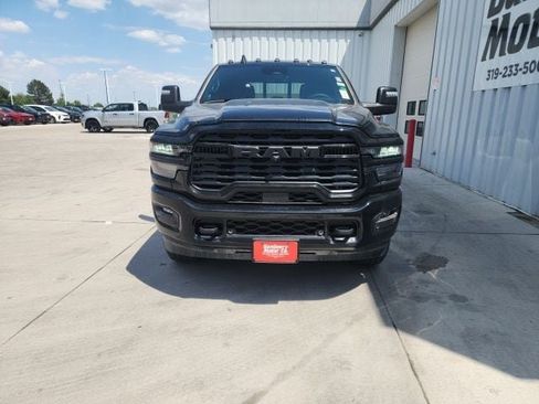 New 2026 RAM 3500 Big Horn AWD/4WD image 19
