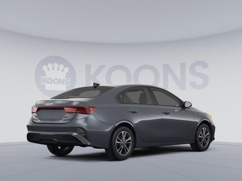 Used 2022 Kia Forte LXS FWD image 4