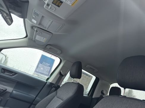 New 2025 Ford Maverick XLT w/ XLT Luxury Package image 24