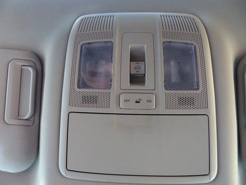 Used 2023 MAZDA CX-9 Touring image 29